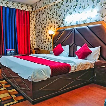 Hotel Gilbert Mountain View Manāli エクステリア 写真