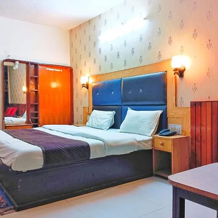 Hotel Gilbert Mountain View Manāli エクステリア 写真